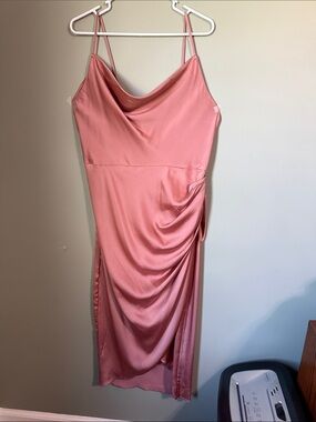 Women’s dress-
XL PLUS